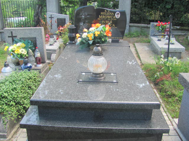 Grób Jerzy Mrowca